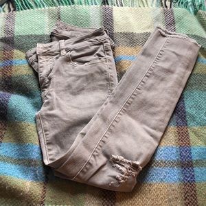 American Eagle Cropped Jeans